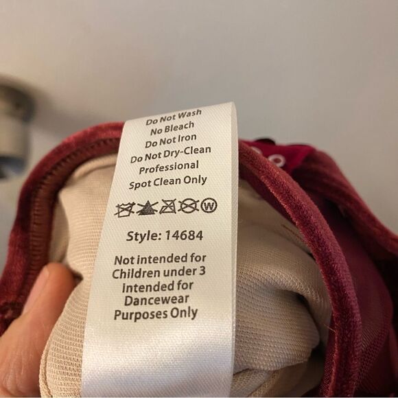 Weissman dance costume burgundy red sequin velvet Dream Glow 14684 LC, SC - Picture 5 of 12